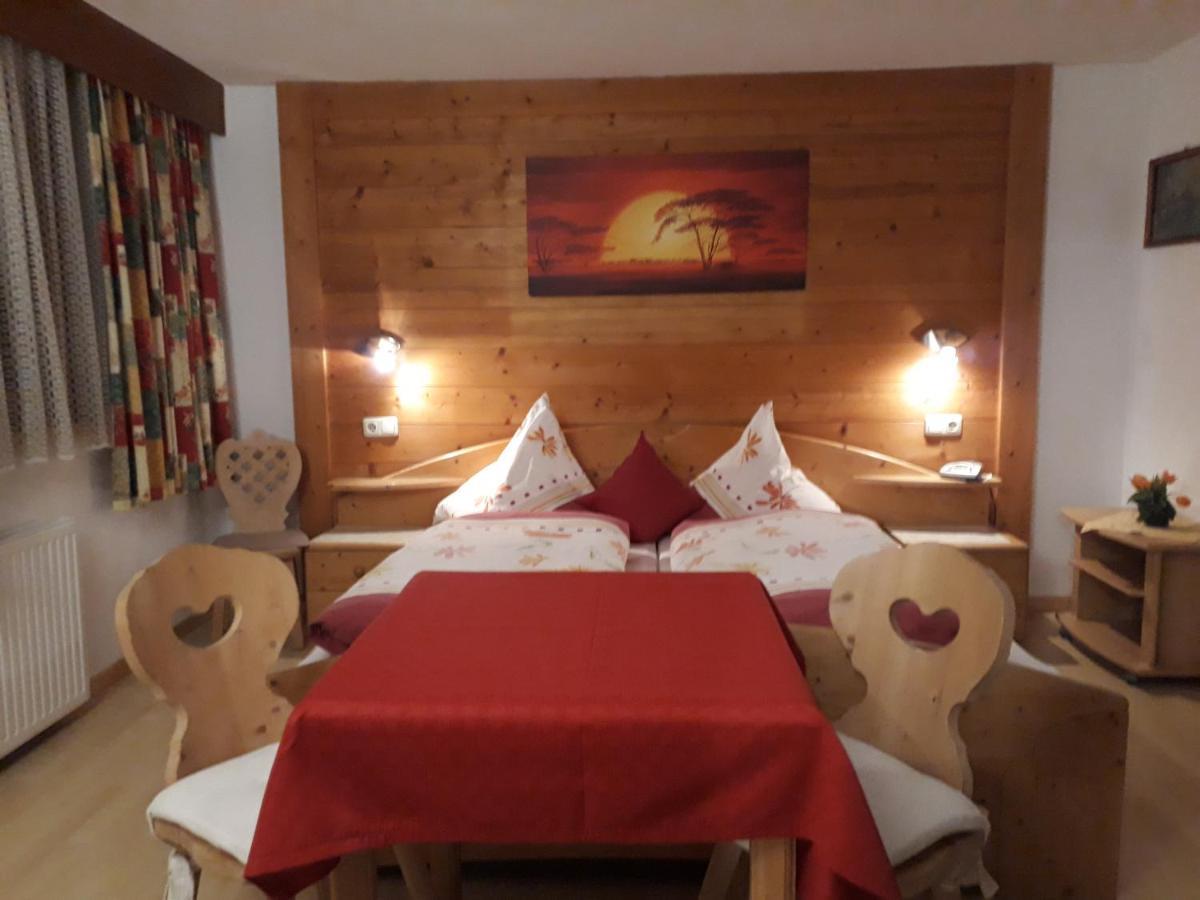 Haus Morgensonne Ξενοδοχείο Pettneu am Arlberg Εξωτερικό φωτογραφία